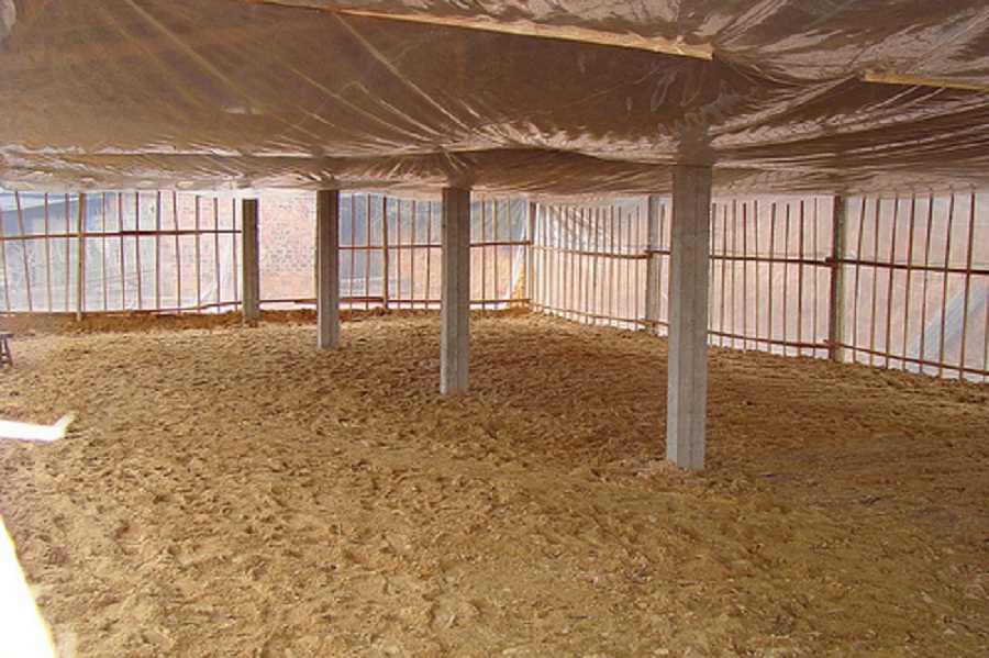 Dem-lot-chuong-chan-nuoi=gia-suc