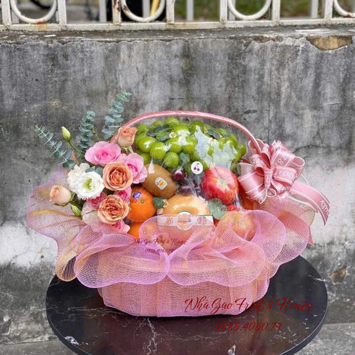 4. Giỏ Trái Cây Tặng Sinh Nhật Người Yêu Quy Nhơn