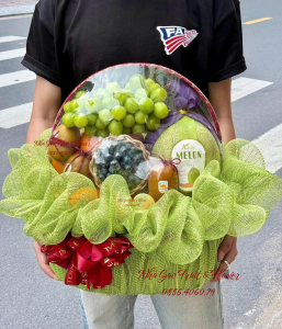 6. Giỏ Trái Cây Sang Trọng Trung Thu Quy Nhơn