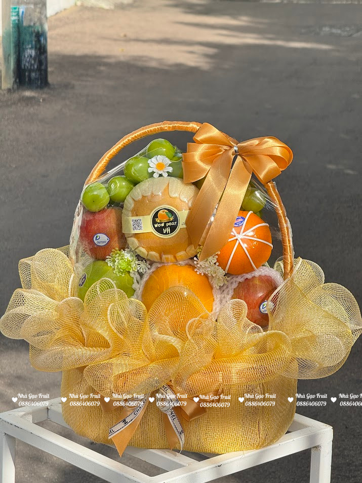Giỏ Trái Cây 20-10 Quy Nhơn – Nhà Gạo Fruit (2) Giỏ Trái Cây 20-10 Quy Nhơn – Nhà Gạo Fruit (2)
