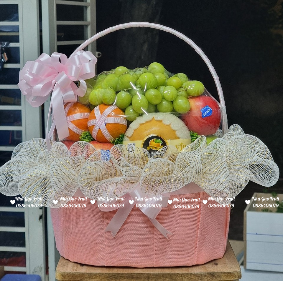 Giỏ Trái Cây Tặng Vợ 20-10 Quy Nhơn – Món Quà Ngọt Ngào Cho Người Phụ Nữ Bạn Yêu