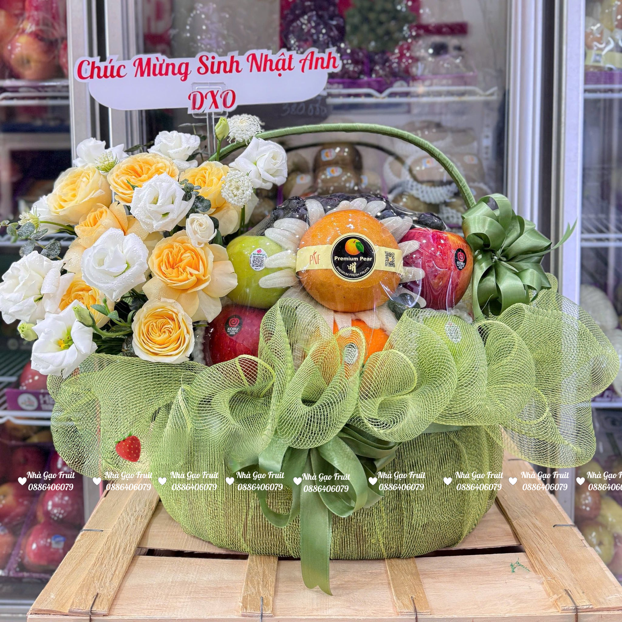 Giỏ Trái Cây Tươi Ngon Kính Tổ Nghề ở Quy Nhơn - Nhà Gạo Flower
