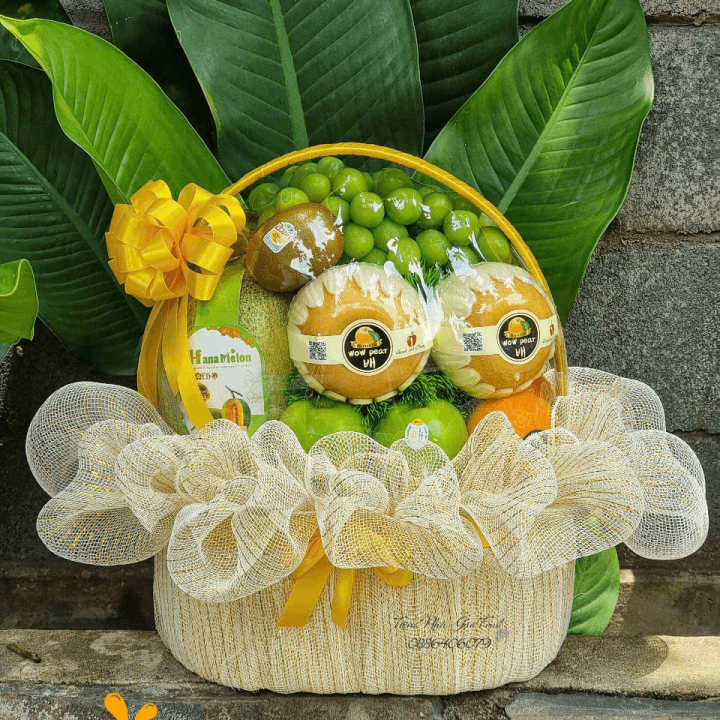 Giỏ Trái Cây Kèm Thiệp Sinh Nhật Quy Nhơn