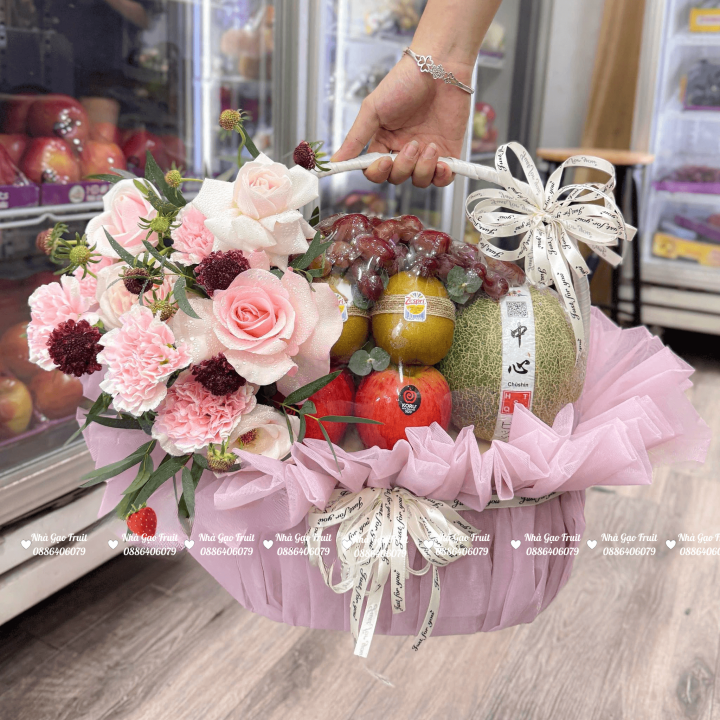 Giỏ Trái Cây 8.3 Quy Nhơn Tặng Mẹ Sang Trọng (2)